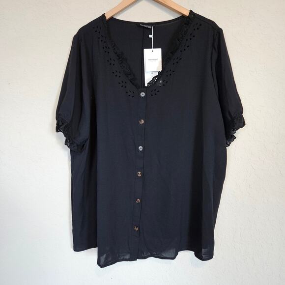 Bloomchic Lace Laser Cut Trim Button Front Blouse Black Whimsigoth Plus Sz 22 24 - Picture 2 of 10
